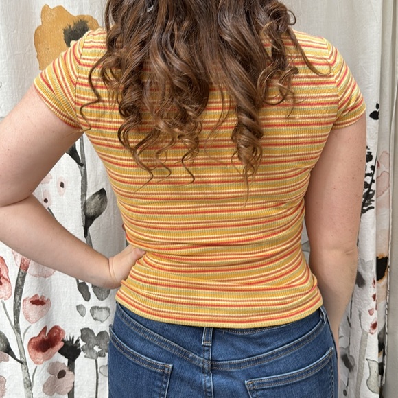 Women’s Aeropostale Faux Lace Up Striped Fitted T-Shirt. Size Small - Picture 3 of 6